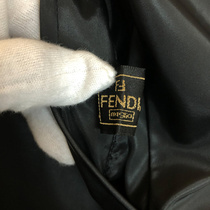 *Fendi Fendi Zukka模式字母图Blouson可逆