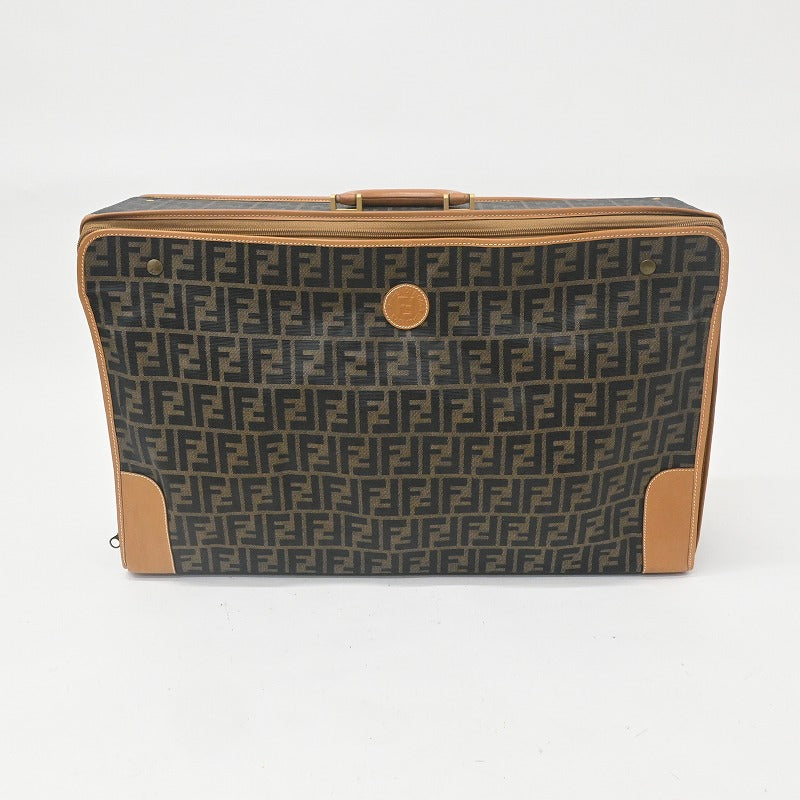 FENDI トランク ズッカ柄