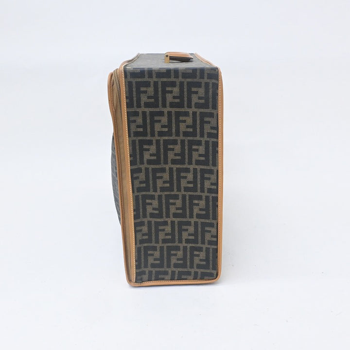 FENDI トランク ズッカ柄