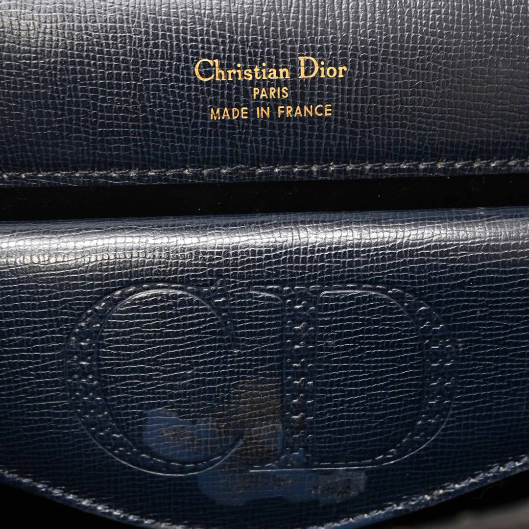 *Christian DIOR Christian Dior Oval logo hardware Handbag P42213V