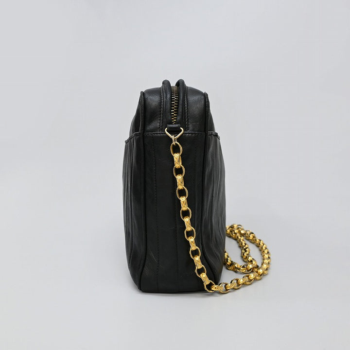 chanel shoulder bag ladies