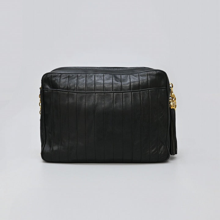 chanel shoulder bag ladies