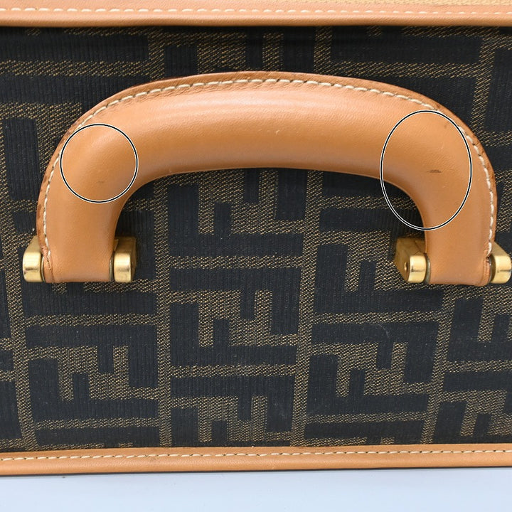 FENDI トランク ズッカ柄