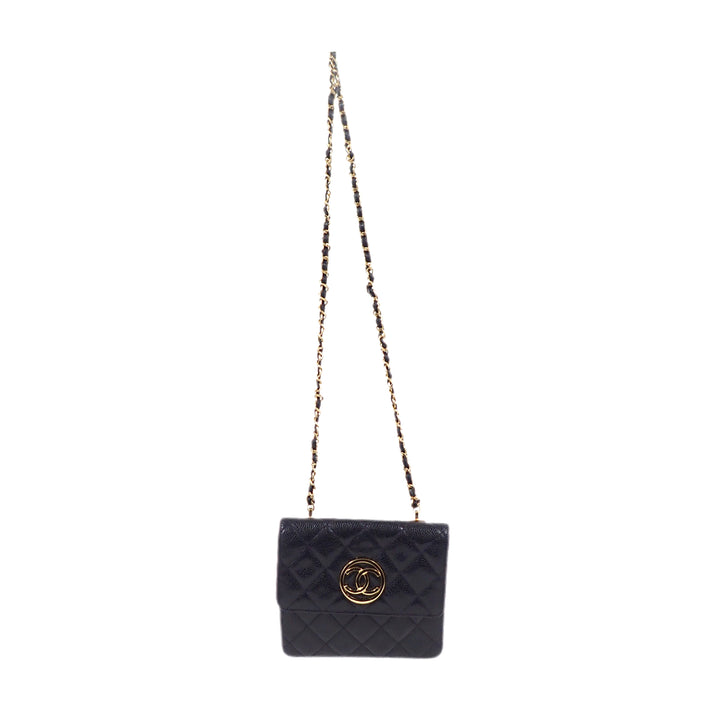 *Chanel Chain Shoulder Bag