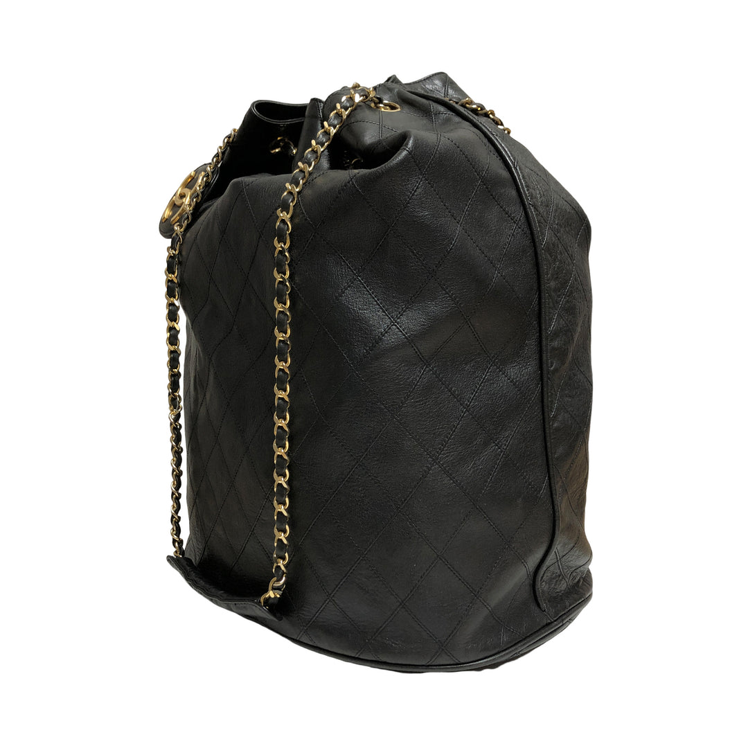 *CHANEL Drawstring Chain Shoulder Bag