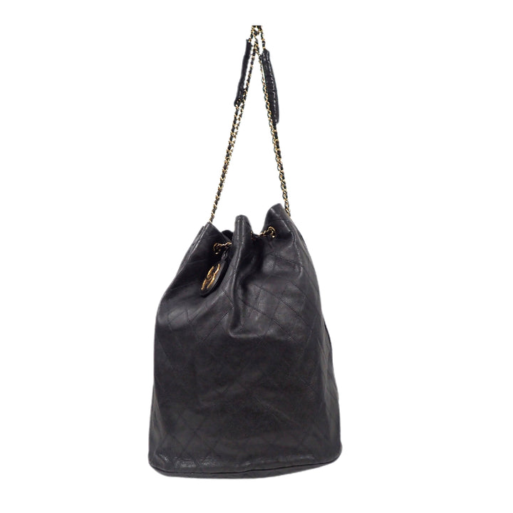*CHANEL Drawstring Chain Shoulder Bag