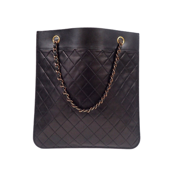 *CHANEL Chain Shoulder Bag