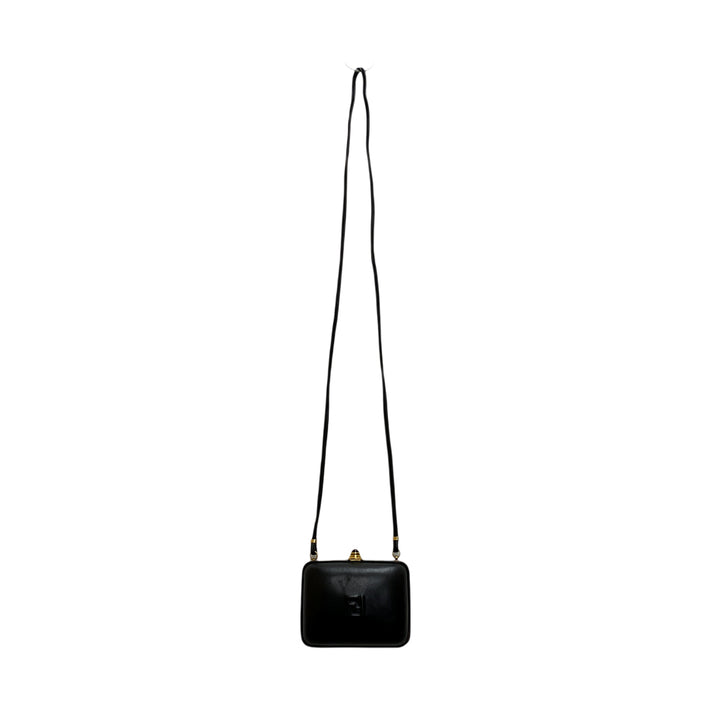 *FENDI フェンディ ポーチ ショルダーバッグ