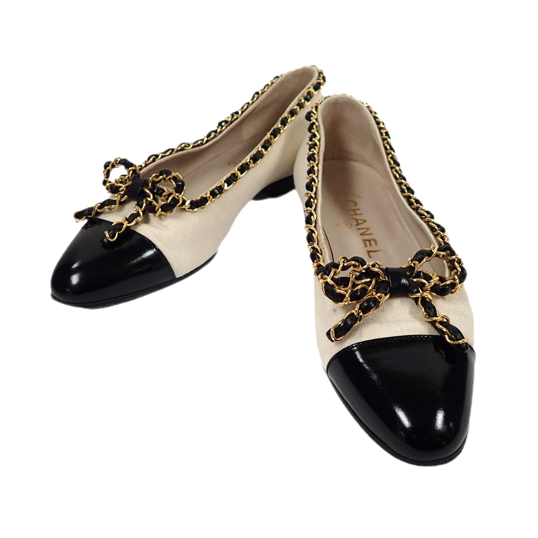 *Chanel Ribbon Chain Pumps
