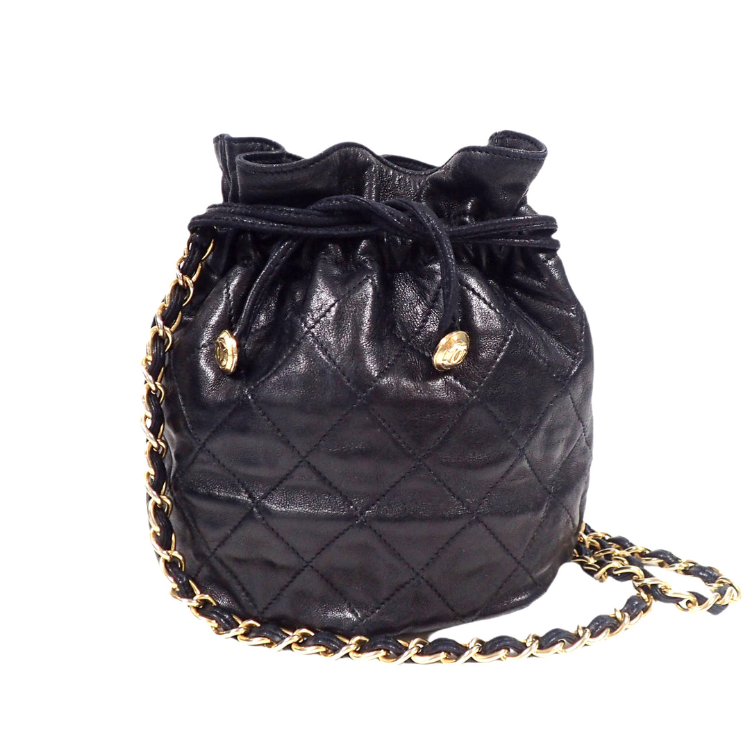 *CHANEL matelasse Drawstring Chain Shoulder Bag