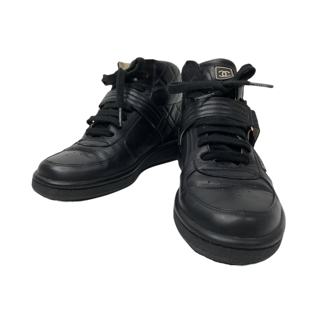 *CHANEL Chanel Matelasse G24838 Sneakers High Cut Coco Mark COCO Shoes P31813V