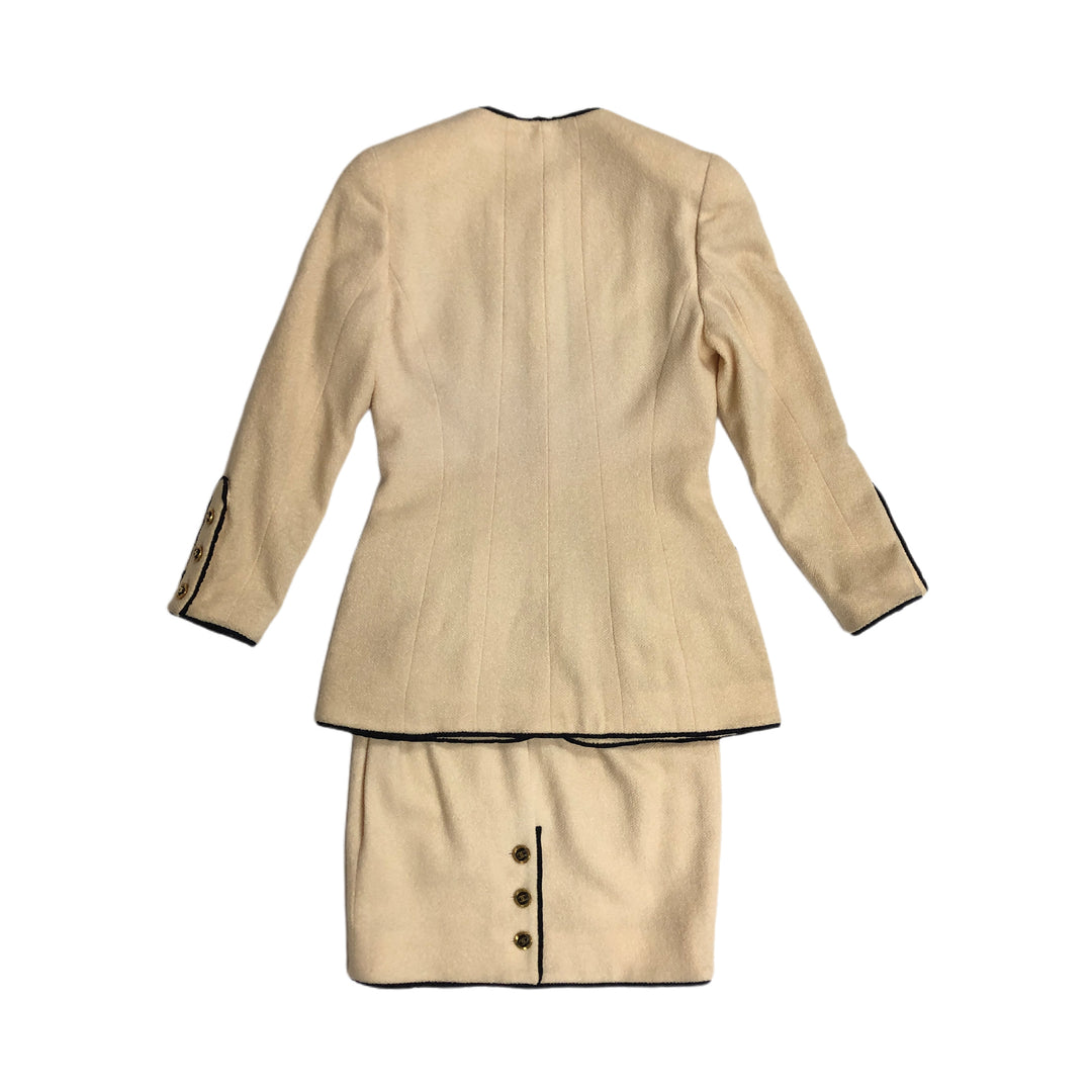 * CHANEL P02671 Jacket Skirt Coco Mark Skirt Suit