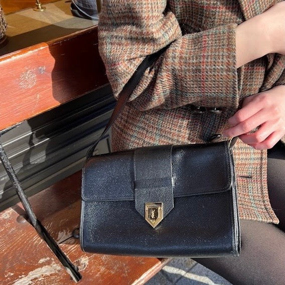 * Yves Saint Laurent Yves Saint Laurent Shoulder Bag YSL