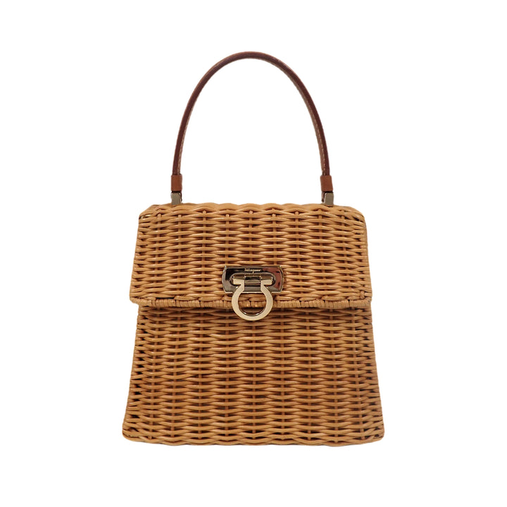 * SalvatoreFerragamo 살바토레 페라가모 간치니 바스켓 백