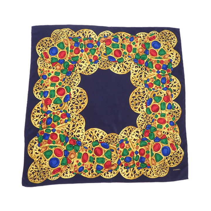 *CHANEL scarf