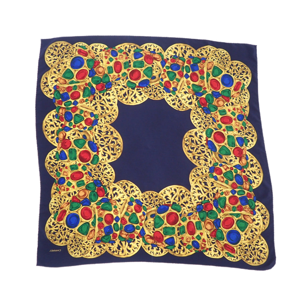 *CHANEL scarf