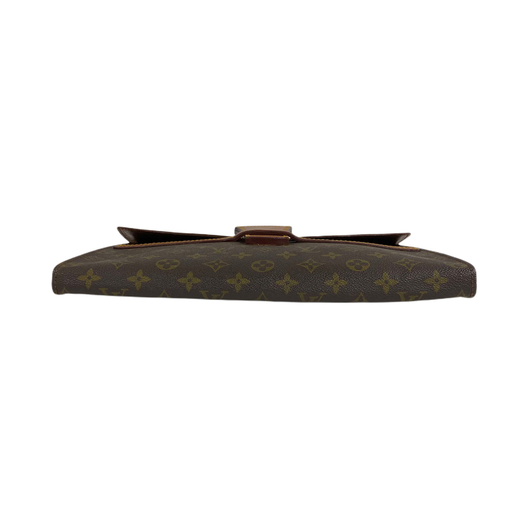 * Louis Vuitton Louis Vuitton Clutch Bag