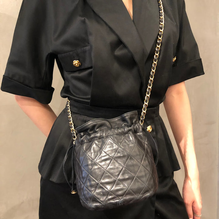 *CHANEL matelasse Drawstring Chain Shoulder Bag