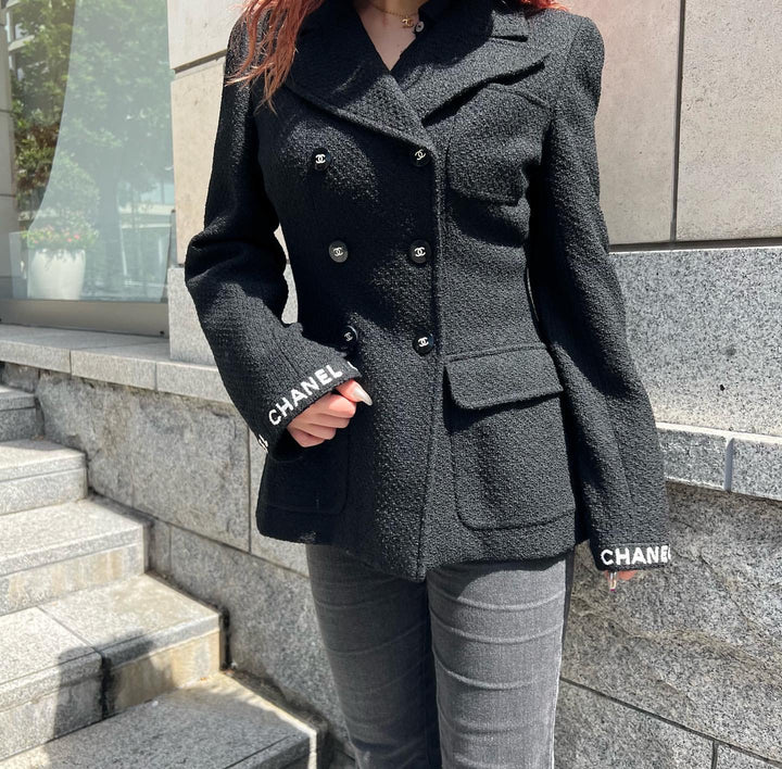 *CHANEL Chanel Jacket P05748v04386 Logo Coco button